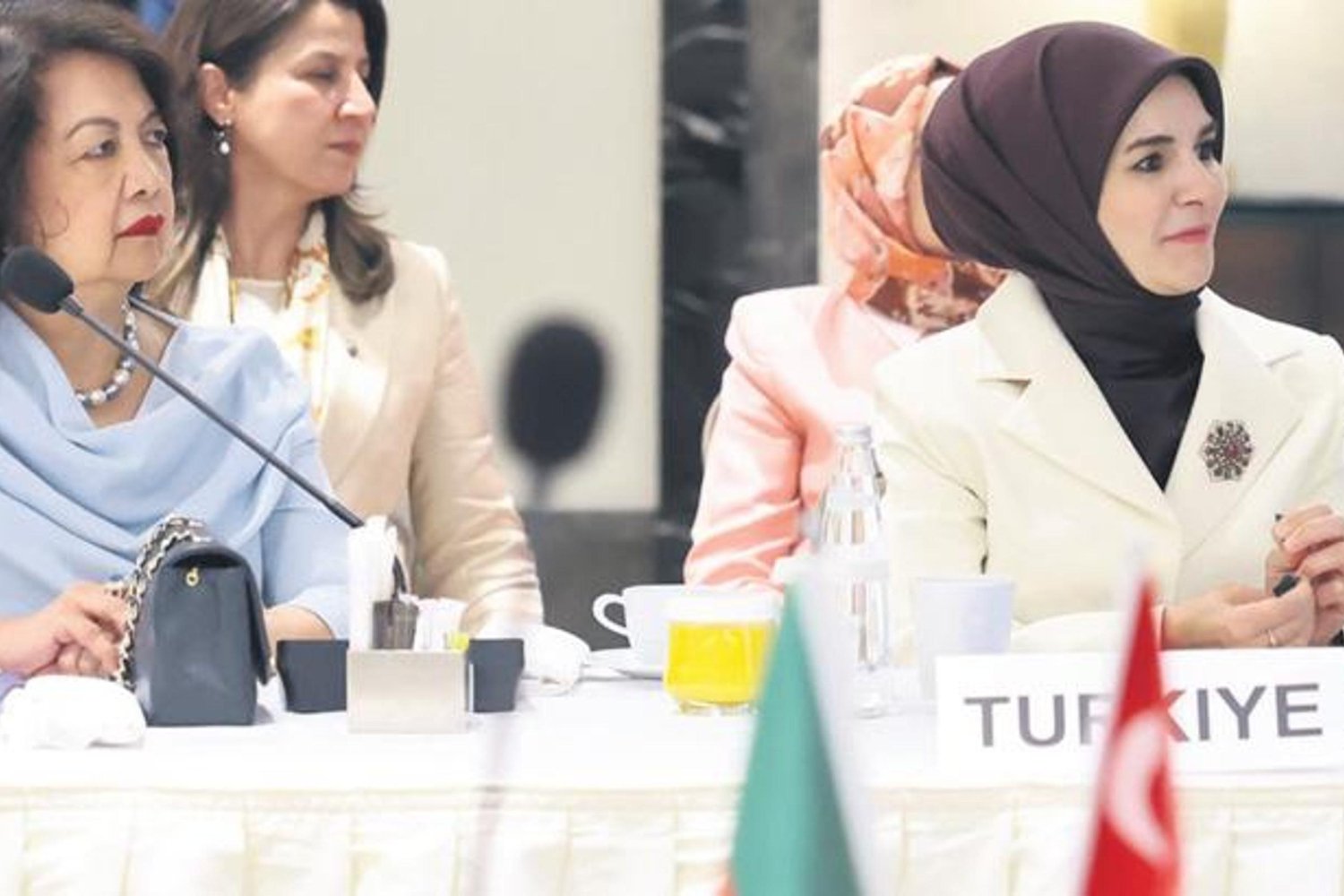 Kadın Liderler Zirvesinde Güçlü Mesajlar: Ekonomide Dijital Dönüşüm ve Kadın Gücü