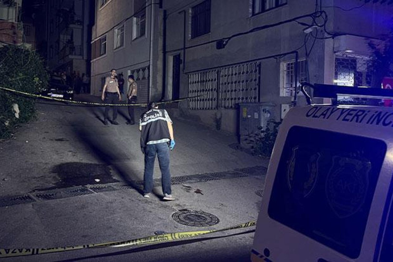 Silahlı Çıkan Kavgada İki Kişi Yaralandı! Olay Yerinden Kaçan Şüpheli Aranıyor