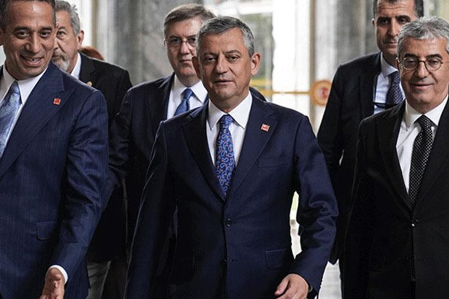 CHP'de Grup Başkanvekili Krizi: Kulislerde Atama ve Tartışmalar Sürerken