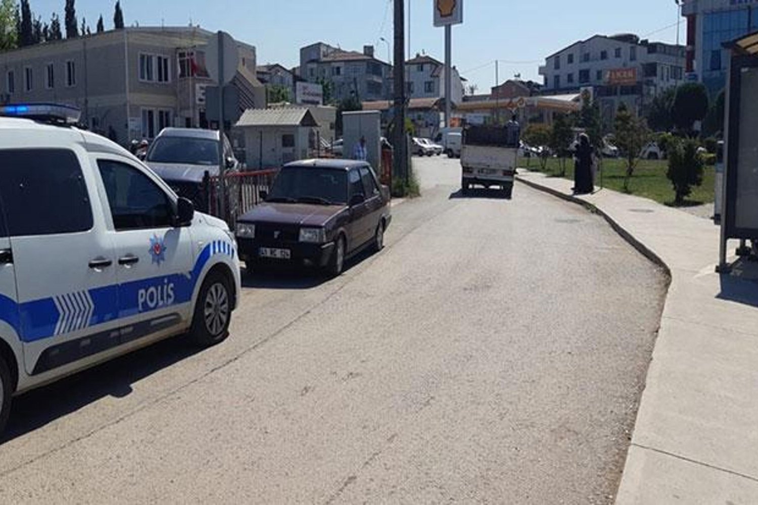Diş Hastanesi Önünde Kanlı Olay: Eski Komşu Bıçaklandı, Tutuklandı