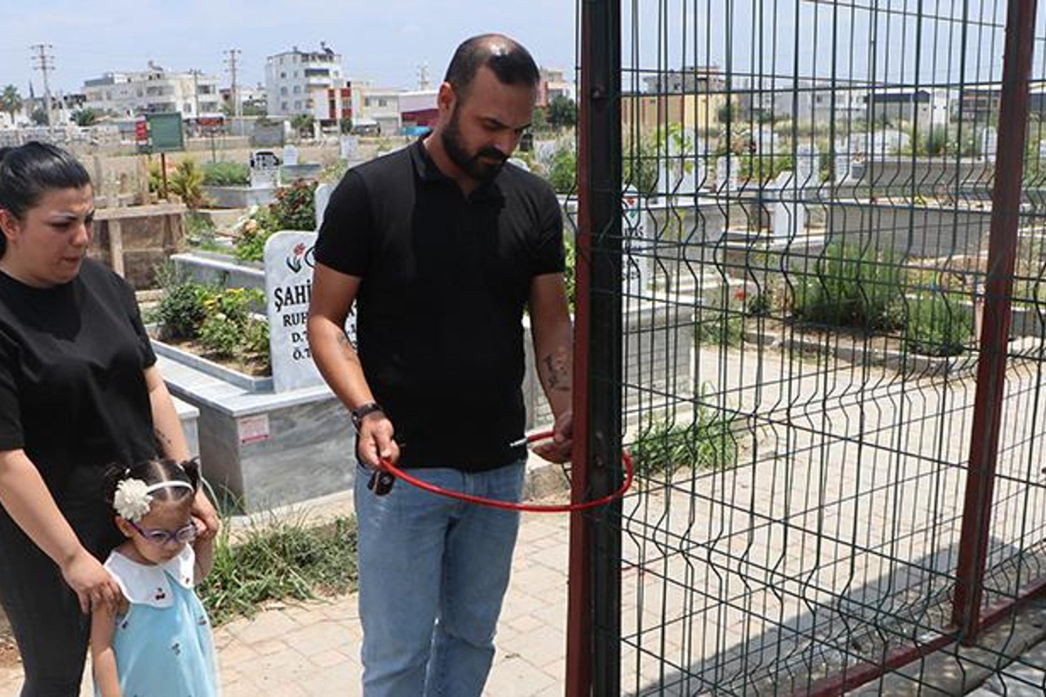 Yasmin Elif Salman’ın Ailesi Mezarlık Hırsızlığı ve Hukuki Süreci Başlattı
