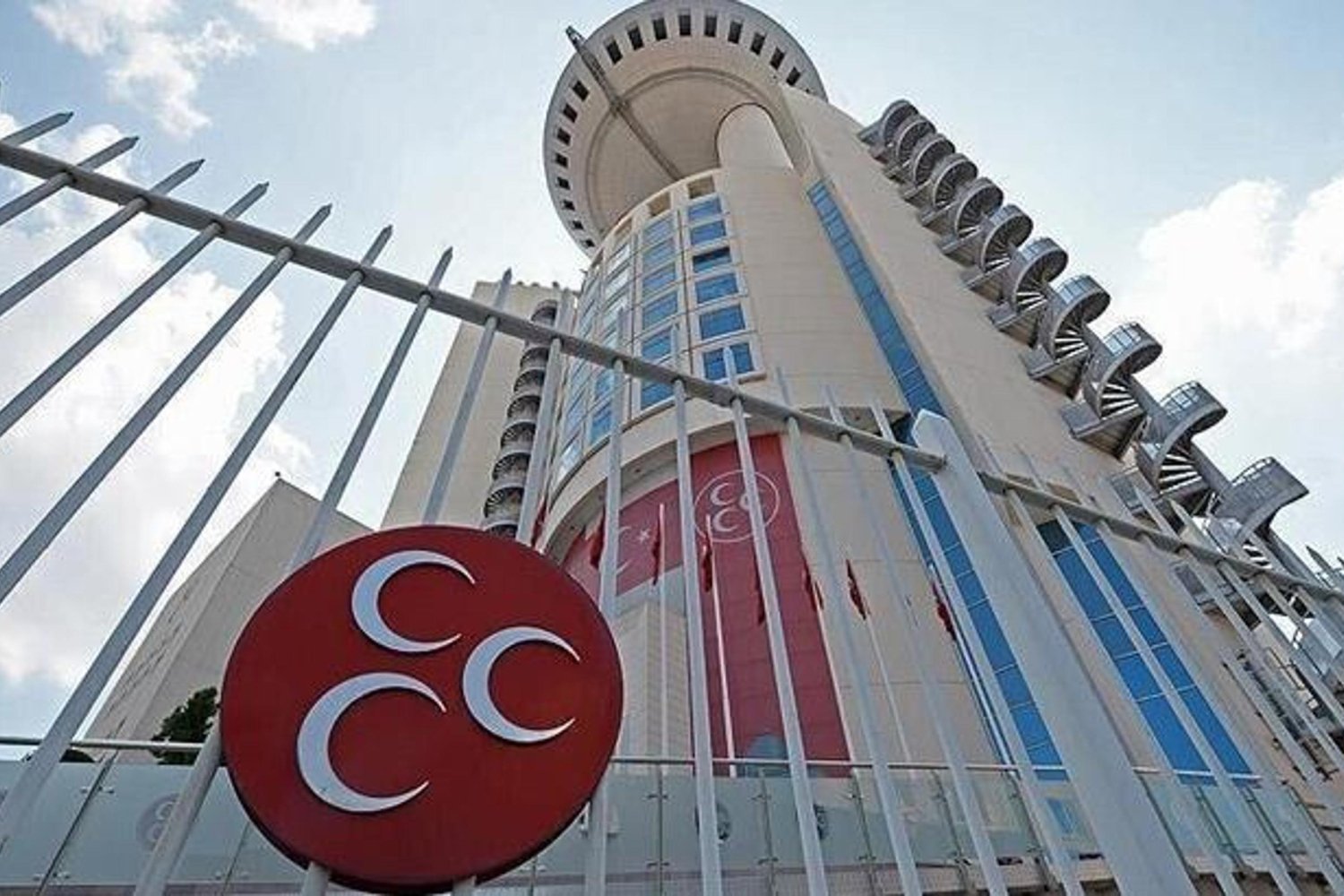 Mehmet Gündoğdu Liderliğinde MHP Beykoz'dan Güçlü Gençlik Mesajı