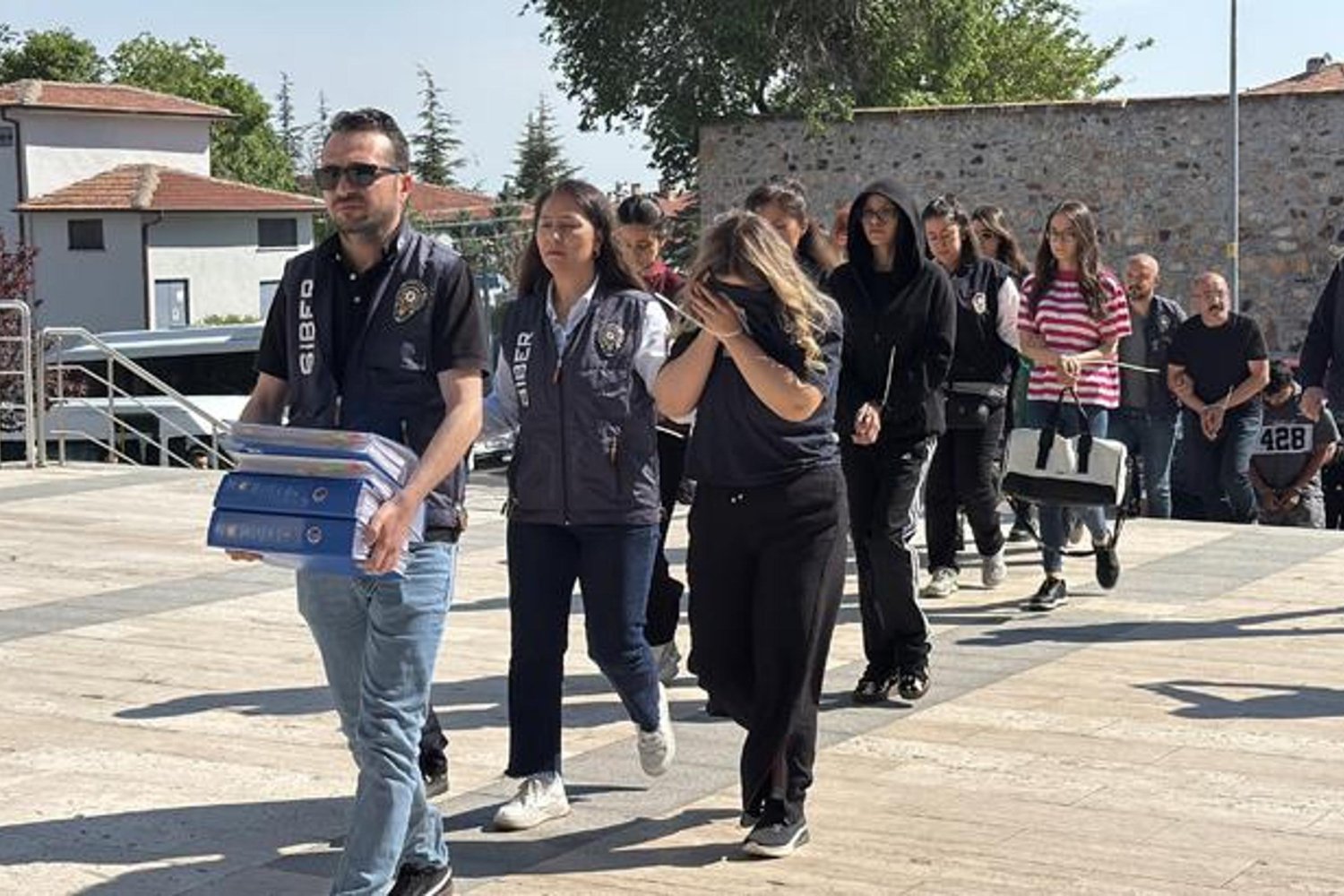 Nevşehir'de Yasa Dışı Bahis Operasyonu: 91 Gözaltı ve Can Polat Ailesine Büyük Darbe