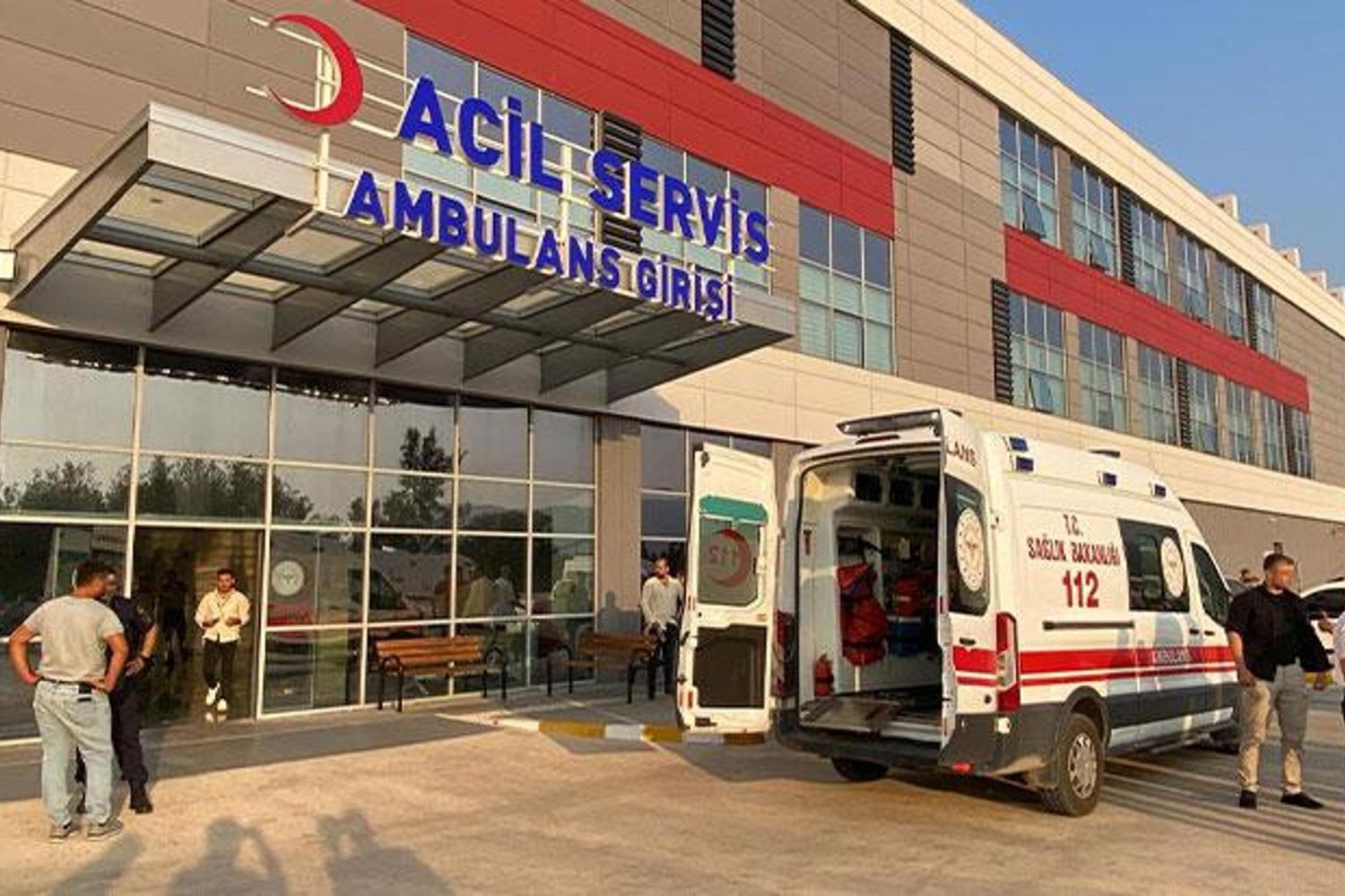 Osmaniye'de Gıda Zehirlenmesi: 53 Kişi Hastaneye Başvurdu