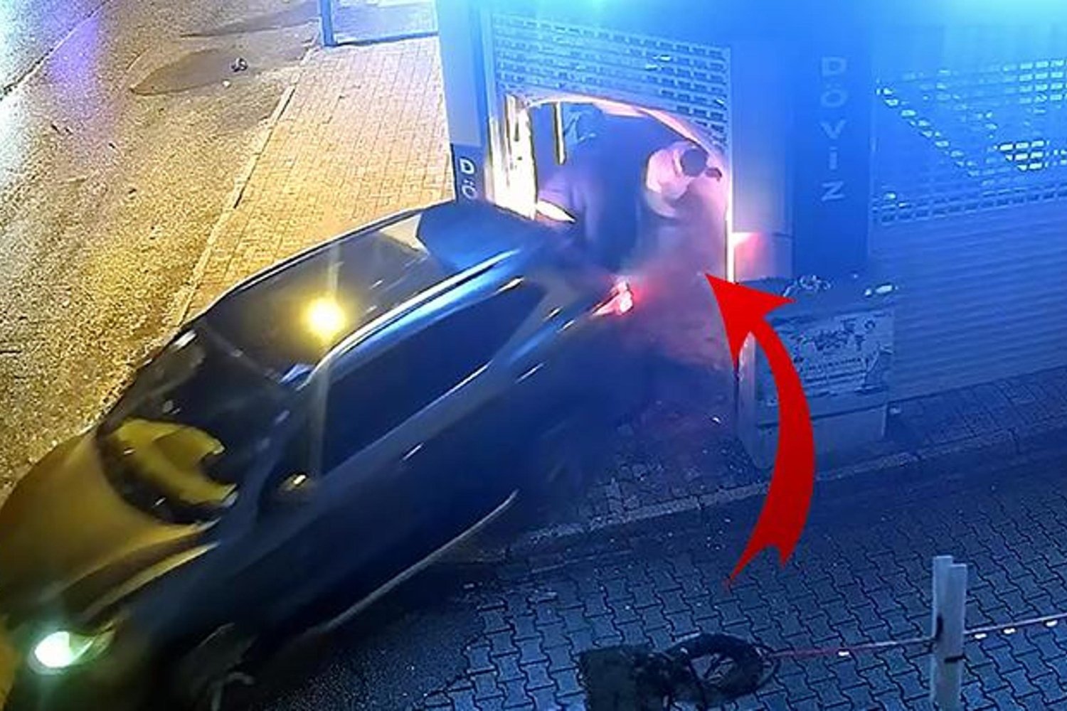 Seyhan'da Çalıntı Dolubüro Hırsızlığı Kameralarda! Kapanan Şüpheliler Tutuklandı