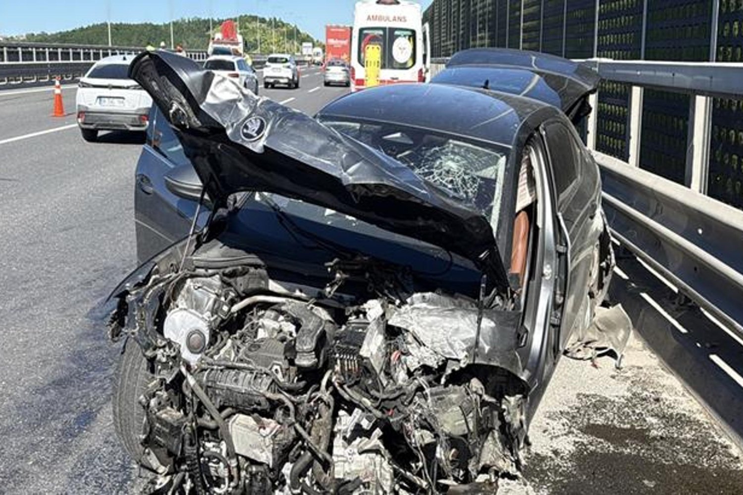 Sarıyer Kuzey Marmara Otoyolu'nda Trafik Kazası: 4 Yaralı