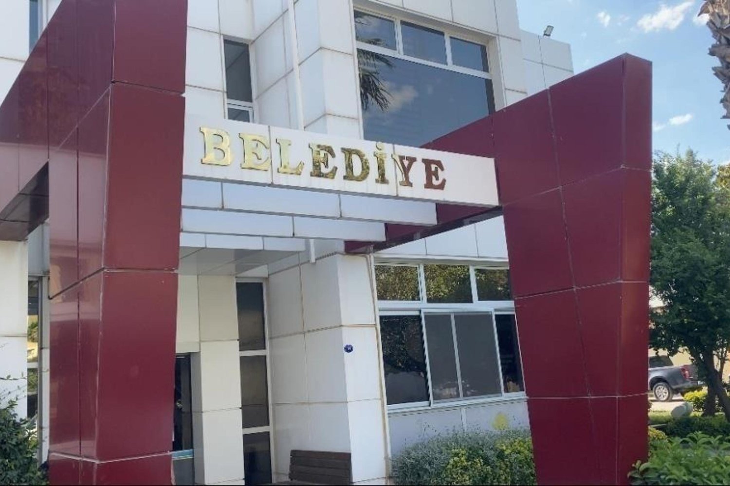 Seferihisar'da İmar Soruşturması: Belediye ve İhale Usulsüzlükleri Gün Yüzüne Çıktı