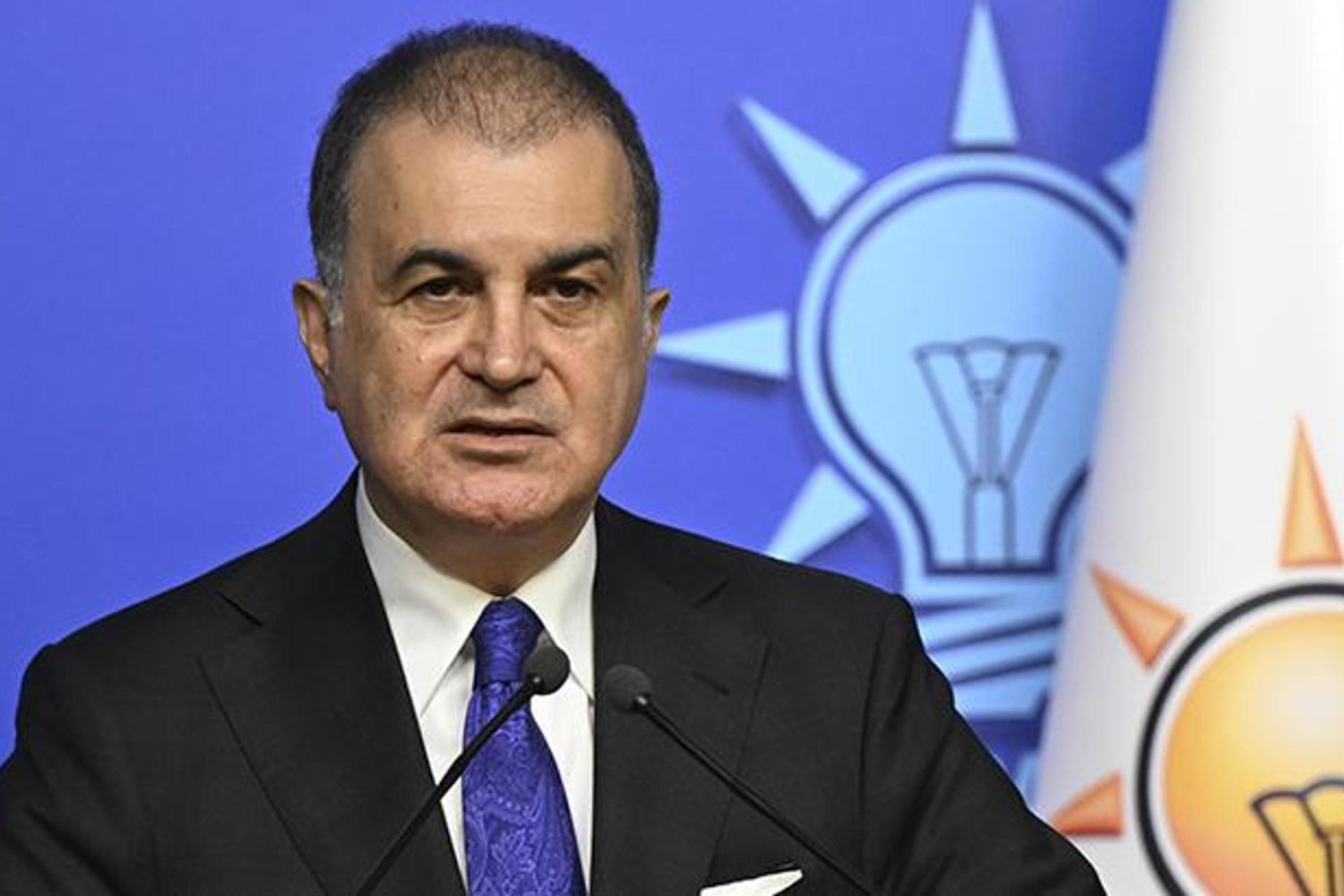 Kadınlara ve Etnik Gruplara Yönelik Aşağlayıcı Söylemlerleyi Kınadı: Çelik'ten Sert Açıklama
