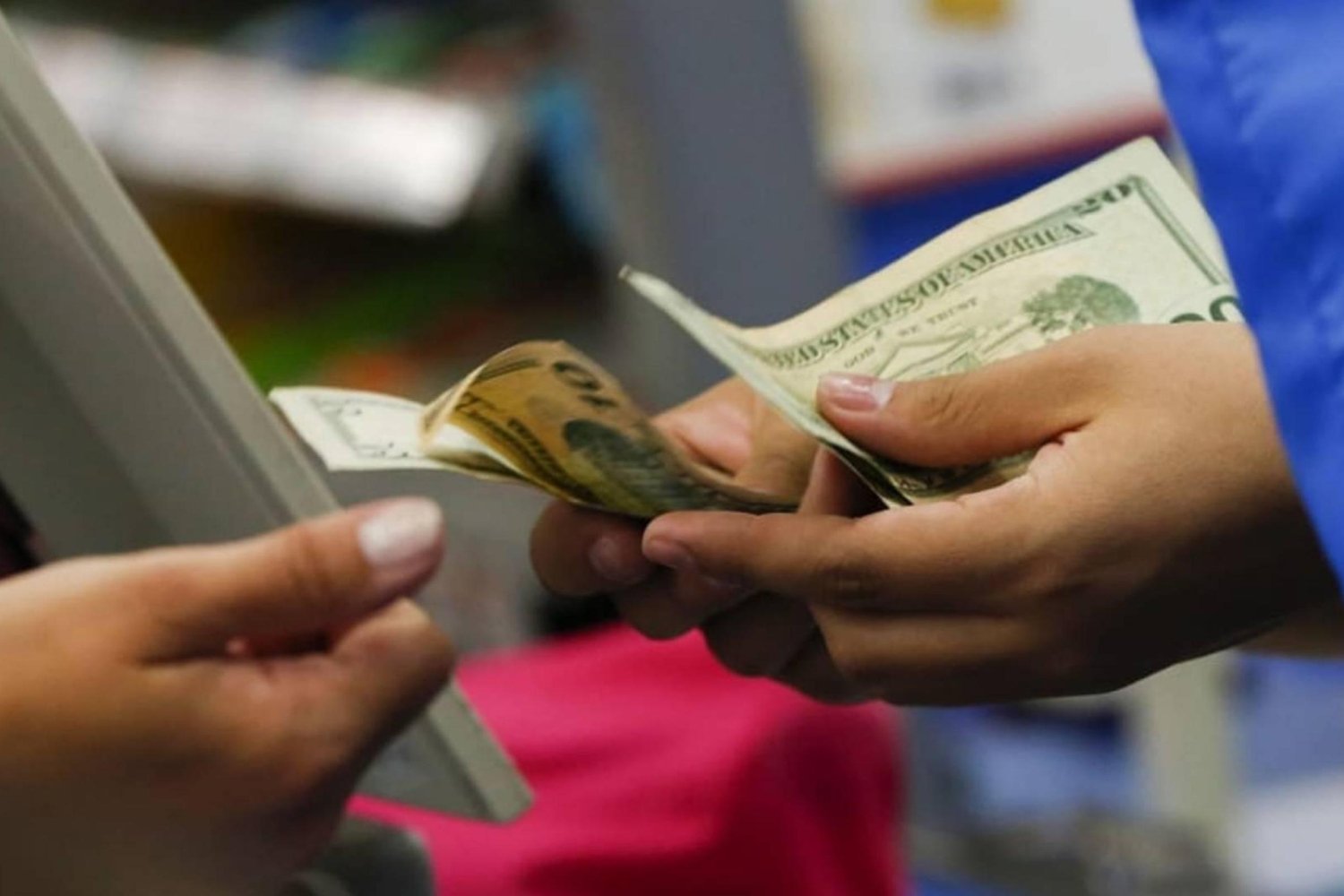 Florida'da Piyango Dolandırıcılığı Şoku: 2 Bin 700 Dolar Kazanan Bilet Çalındı!