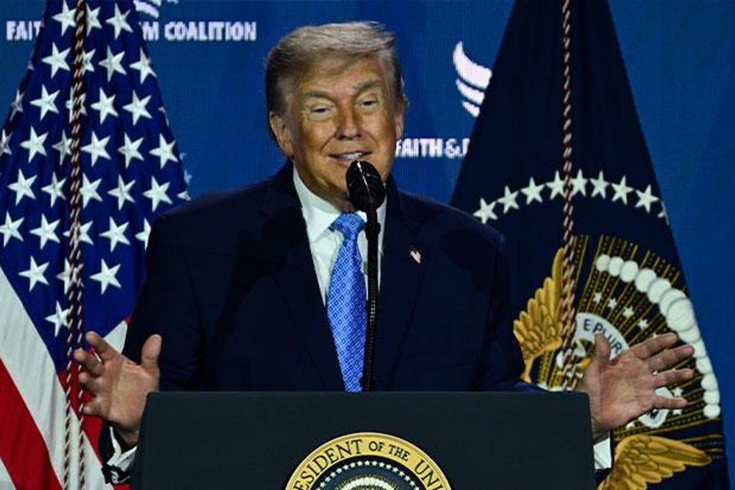 ABD Başkanı Trump İran ve Orta Doğu Politikasını Sert Çatışmaya Dönüştürdü