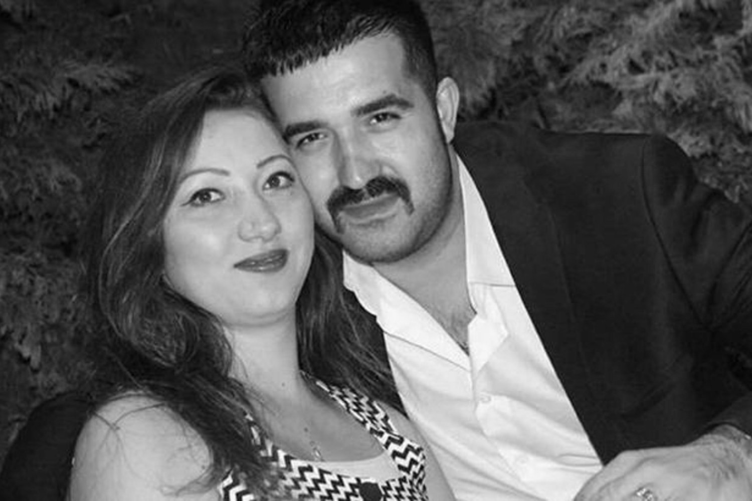 İzmir'de Çarpıcı Cinayet: Eşini Bıçaklayan Sanık Ağırlaştırılmış Müebbet Hapisle Cezalandırıldı